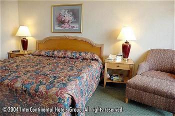 Express & Angeles Airport By Ihg
