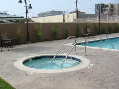 Express & Angeles Airport By Ihg Hawthorne