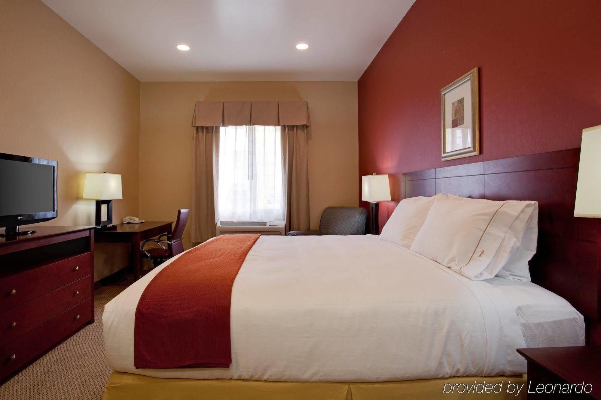 Express & Angeles Airport By Ihg Hotel Hawthorne
