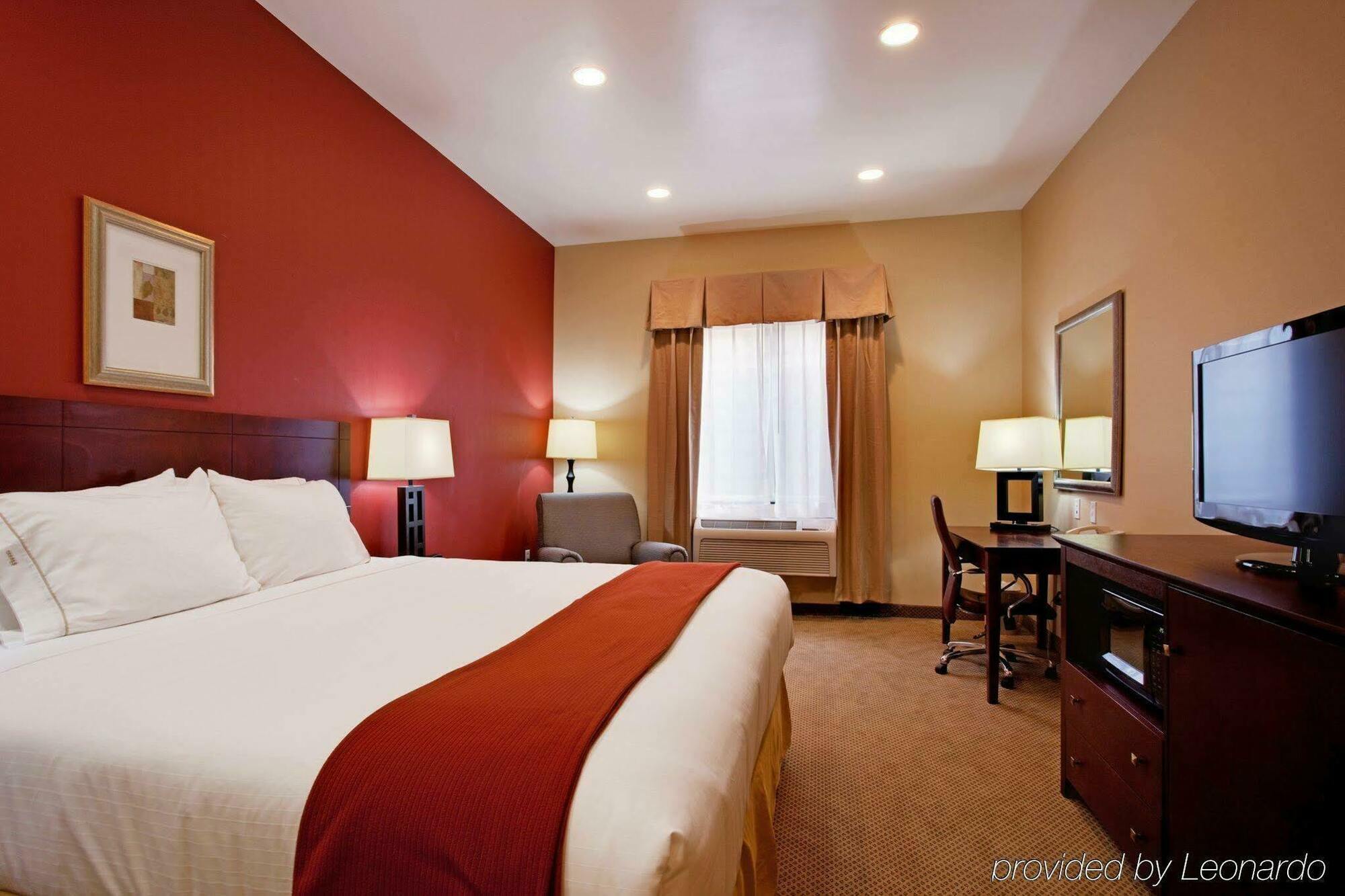 Express & Angeles Airport By Ihg Hawthorne
