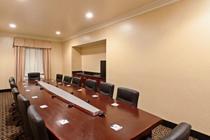 Express & Angeles Airport By Ihg Hotel